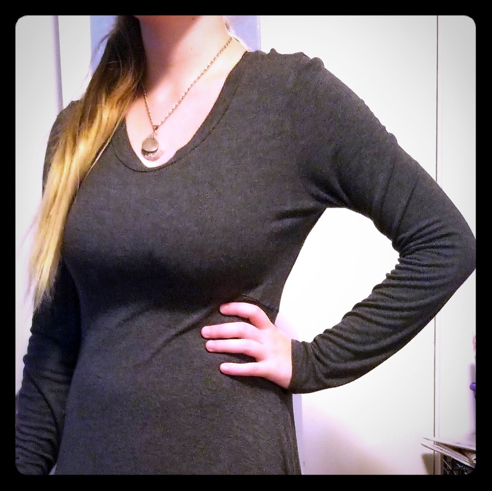 Long sleeve dark grey dress
